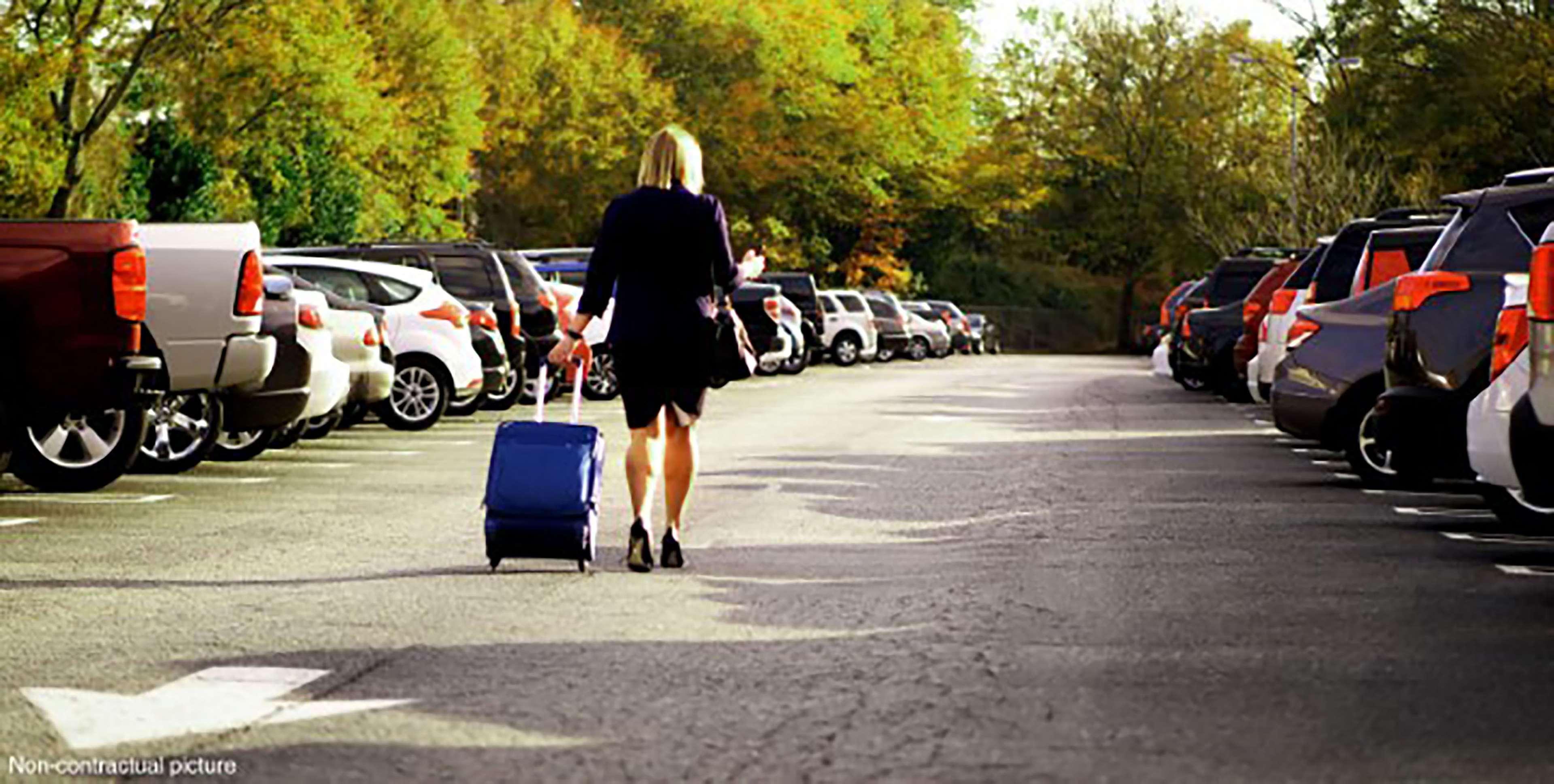 Kyriad Toulouse Blagnac Aeroport Hotel Exterior photo